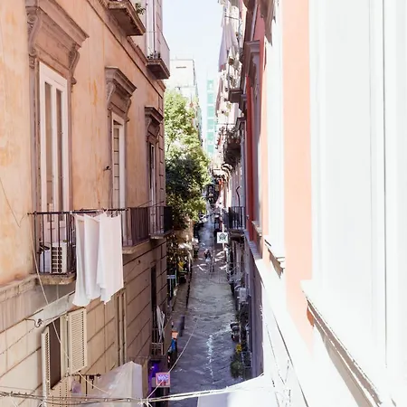 Apart Otel Atri Centro Storico 4*