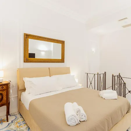 Apart Otel Atri Centro Storico 4*