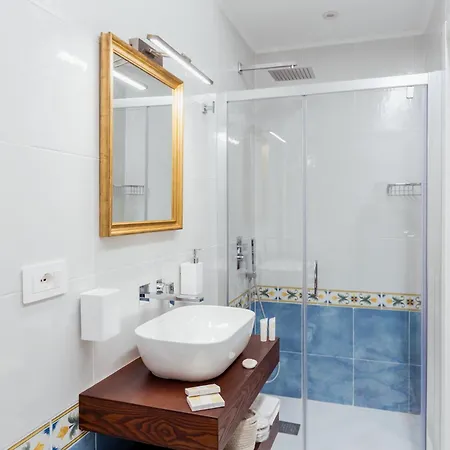 Atri Centro Storico 4* Napoli