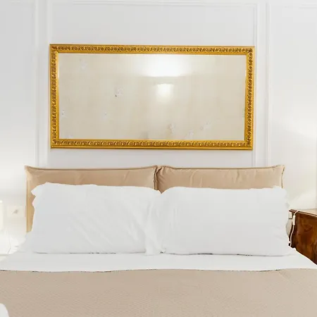 Atri Centro Storico 4*