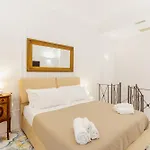 公寓式酒店 Atri Centro Storico 4*