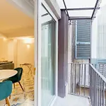 Atri Centro Storico 公寓式酒店 4*