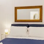 Atri Centro Storico 公寓式酒店 4*